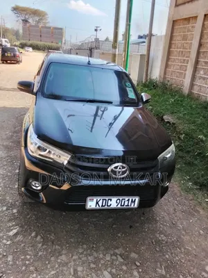 Toyota Hilux Revo Double Cab 2.8 Diesel RWD 2016