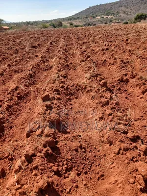 Eneo la 2.8 Eka la Ardhi ya Kilimo linauzwa Kithimani Yatta