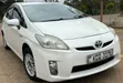Toyota Prius Plug-In Hybrid 2012 Nyeupe - 4