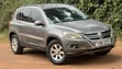 Volkswagen Tiguan 2009 Gold - 1