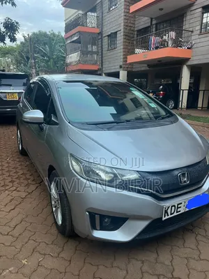 Honda Fit 2014 Nyeupe