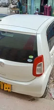 Toyota Passo 2015 Nyeupe - 3