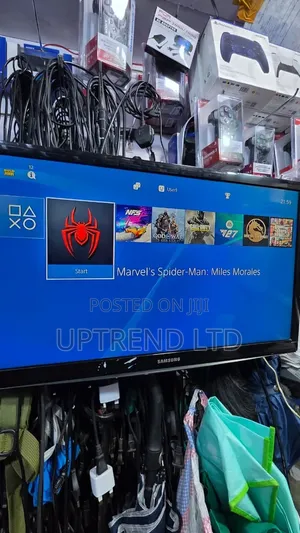Sony PlayStation 4 Slim (Chipped) with Games