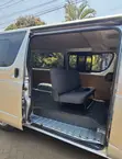 Toyota HiAce 2019 Nyeupe - 3