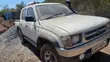 Toyota Hilux 2.5 Cab 2005 Nyeupe - 4