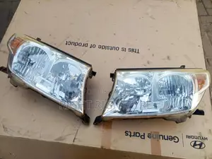 Landcruiser 200 Series, 2008 Model Headlamp