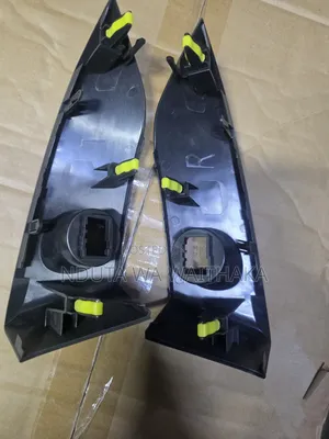 Dashboard Side Hazard Cover for Toyota RAV4/Vanguard
