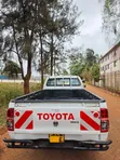 Toyota Hilux 2014 White Pickup - 1