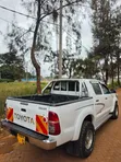 Toyota Hilux 2013 Double Cab Off-White - 4