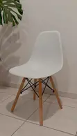 Viti vya Mkahawa | Kiti cha Balcony cha Plastiki chenye Miguu ya Mbao - 3