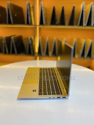 Laptop HP EliteBook 1040 G8 - Core i7, 32GB RAM, 512GB SSD