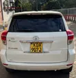 Toyota Vanguard 2013 Nyeupe - 2