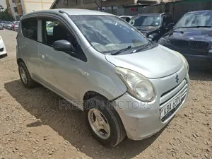 Suzuki Alto 2013 Nyeupe