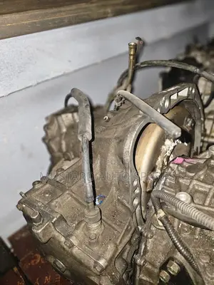 Gearbox ya Toyota E102 kwa Injini za 4E/5E