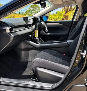 Mazda Atenza XD-L 2018 Nyeusi