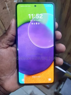 Samsung Galaxy A52 128GB Nyeusi (Iliyo tumika)
