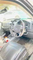 Jeep Cherokee 2010 Nyeusi - 3