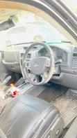 Jeep Cherokee 2010 Nyeusi - 5