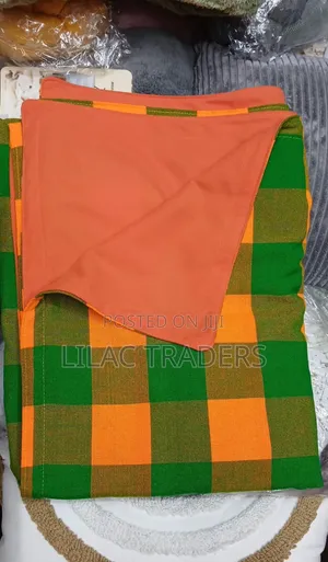 Maasai Shuka Fleece Blanket - Soft & Warm