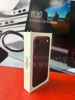 New Apple iPhone 18 Pro Max 256GB Purple