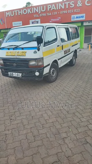 Toyota HiAce 2009 Manual Diesel