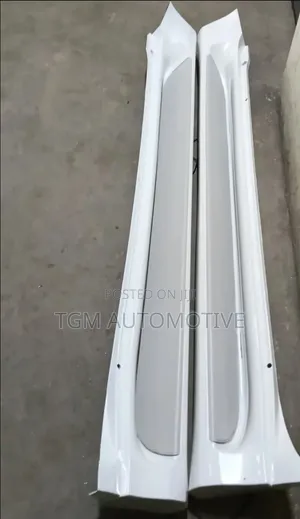 Original Side Steps for Toyota Land Cruiser Prado 150 (White with Cover)
