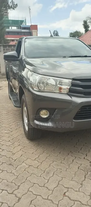 Toyota Hilux Revo Smart Cab Diesel 2.4 AWD 2019 Grey