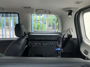 Nissan Serena E-Power 2021 Grey
