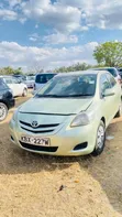 Toyota Belta 2006 Green - 1