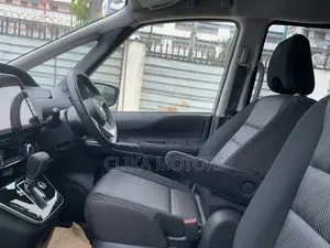 Nissan Serena S-Hybrid 2020