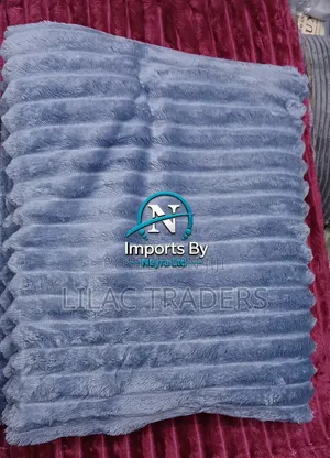 Beautiful Velvet Fleece Blankets – 5x6 Ft