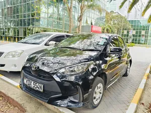 Toyota Yaris LE Hatchback 2018