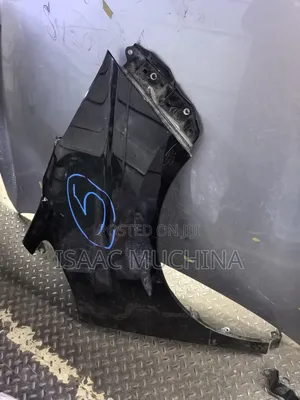 Toyota Noah 2015 Fenders (Used)