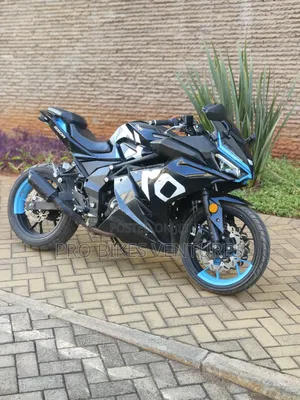Taro GP1 250R 2024 Nyeusi