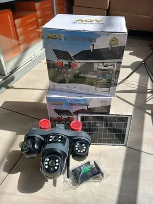 Kamera ya CCTV ya V380 Pro 4G ya Solar yenye Lensi Nne