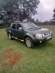 Nissan Hardbody 2012 Pickup Truck - 3