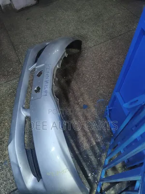 Toyota Wish 2010 Bampa ya Mbele