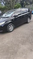 Toyota Wish 2010 Nyeusi - 2