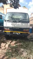 Mitsubishi FH Lori la Mizigo Rigid Lililokusanywa Nchini - 2