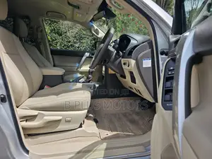 Toyota Land Cruiser Prado 2019 Silver