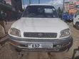 Toyota RAV4 2001 White - 5