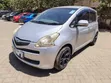 Toyota Ractis 2010 Nyeupe - 1