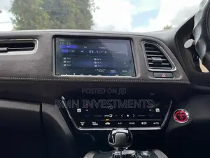 Honda Vezel RS 2018 Nyekundu