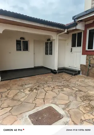 Maisonette ya Vyumba 5 vya Kulala Inauzwa Runda