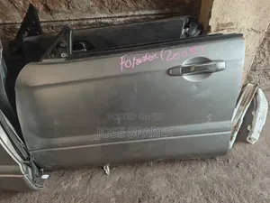 Milango ya Toyota Fortuner (Iliyotumika)