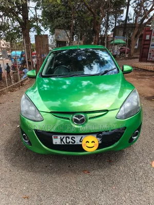Mazda Demio 2014 Kijani