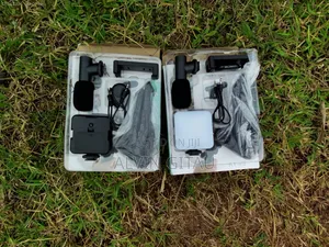 New Vlogging Kit with Tripod, Light, Mic