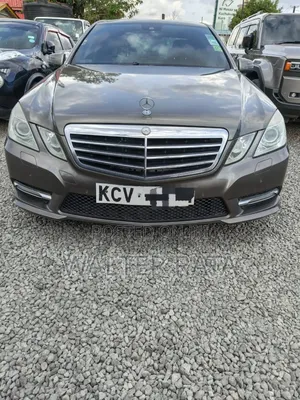 Mercedes-Benz E250 2012 Brown