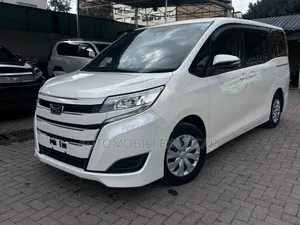 2019 Toyota Noah 2.0 AWD (8 Seater) Off-White