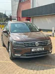 Volkswagen Tiguan 2017 Kahawia - 2